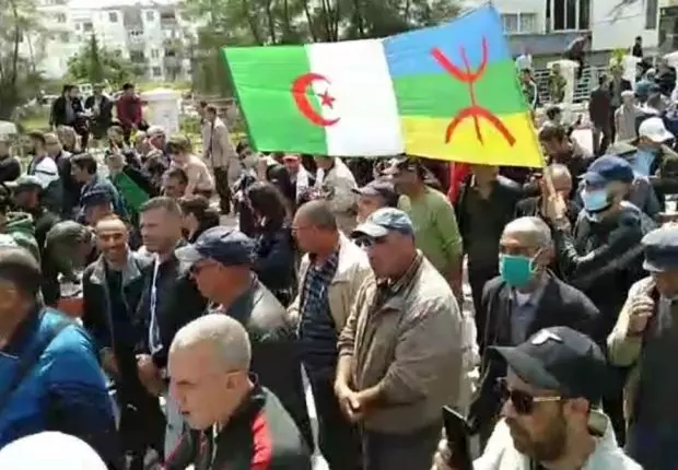 112ᵉ vendredi du Hirak : les béjaouis fidèles au rendez-vous