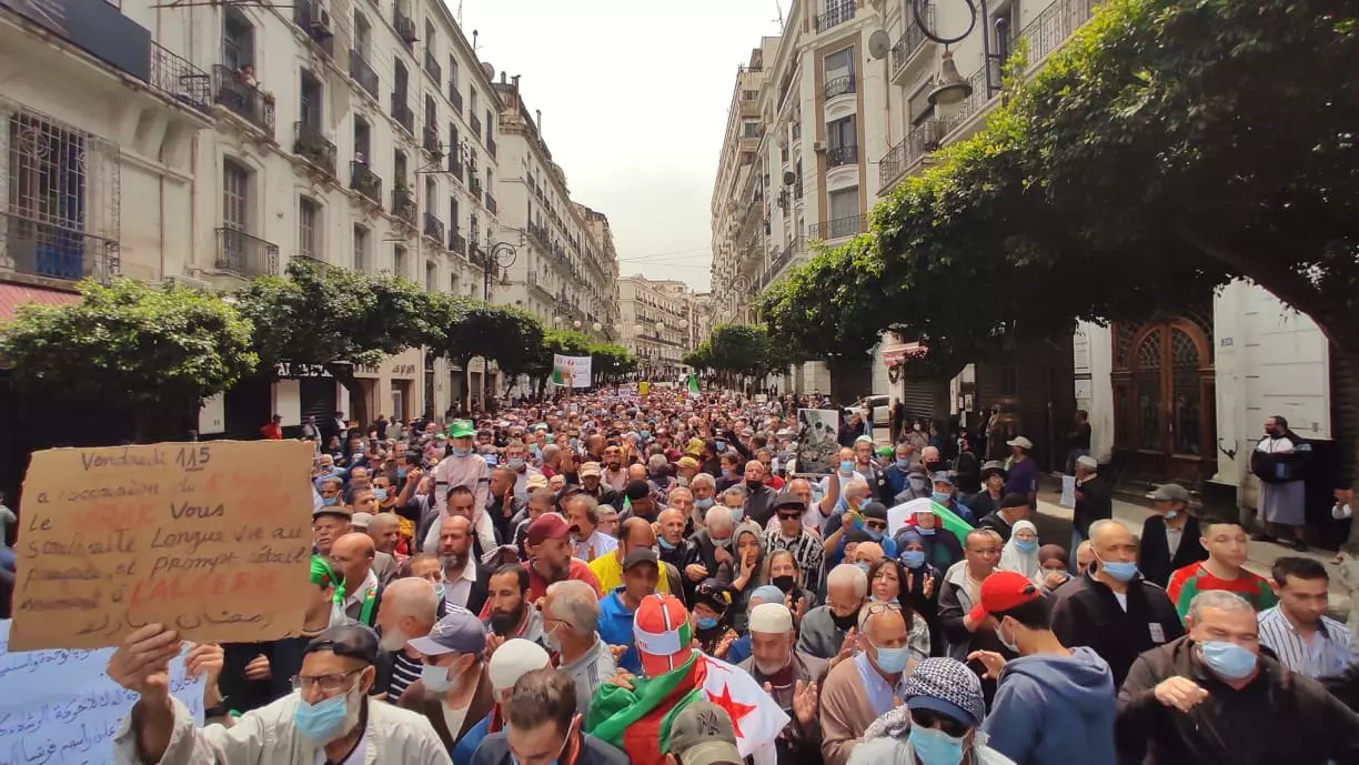 115ᵉ vendredi du Hirak : Forte mobilisation citoyenne à Alger
