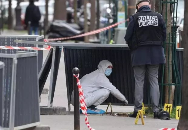 Fusillade à Paris : une étudiante Algérienne grièvement blessée
