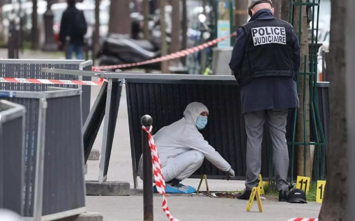 Fusillade à Paris : une étudiante Algérienne grièvement blessée