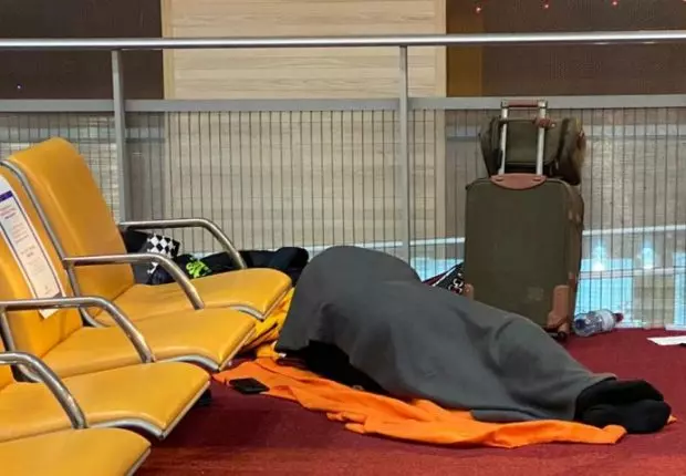 Algériens Bloqués depuis 50 jours à Roissy : qui sont-ils ?