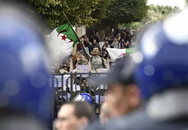114e mardi du Hirak : Marche empêchée, plusieurs arrestations à Alger