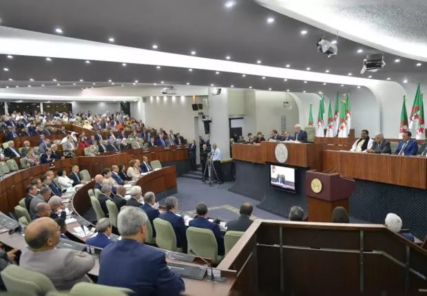 Missions à l’étranger : les dépenses faramineuses des parlementaires