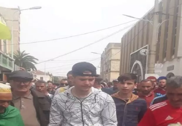 111ème Vendredi du Hirak : Une forte mobilisation à Bouira
