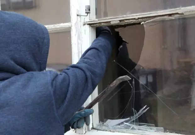 Des dangereux cambrioleurs de maisons écroués à Sétif