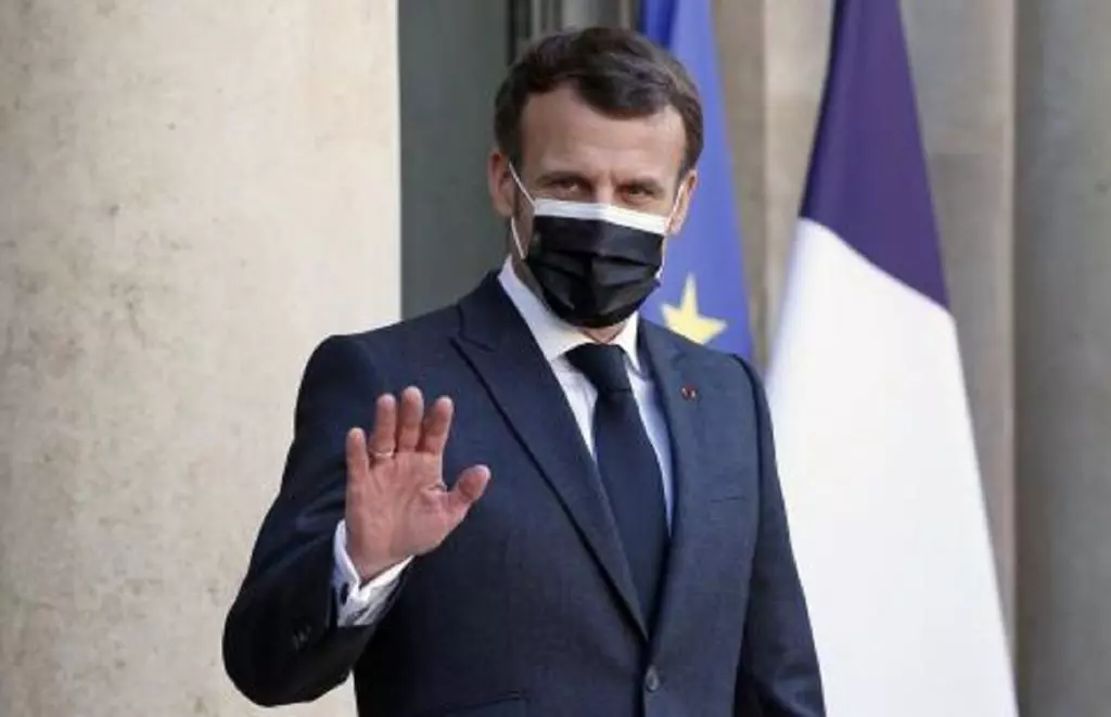 Voyage France : Macron annonce une levée progressive des restrictions