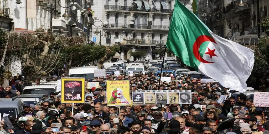 Reportage de Arte sur le retour du Hirak « après un an d’absence »