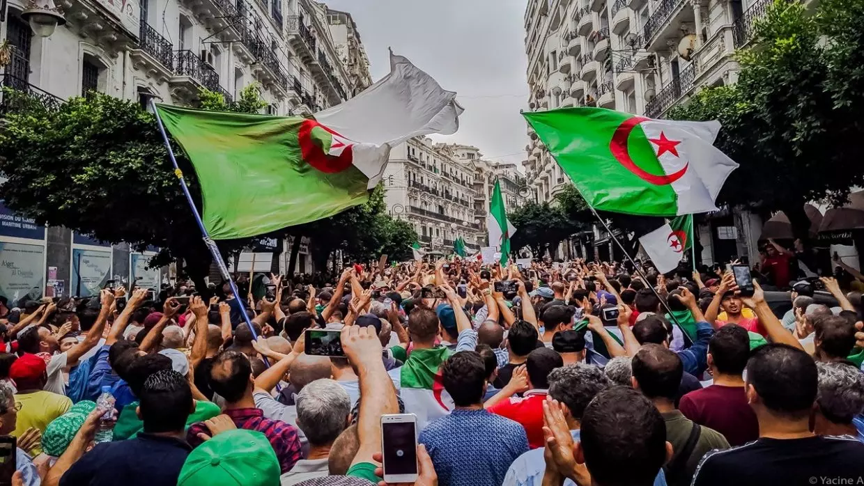 Hirak et Covid-19 : une pause s’impose