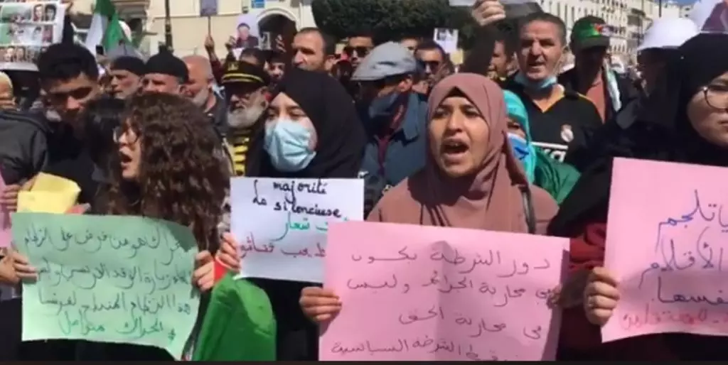 112e mardi du Hirak à Alger : Les étudiants toujours déterminés