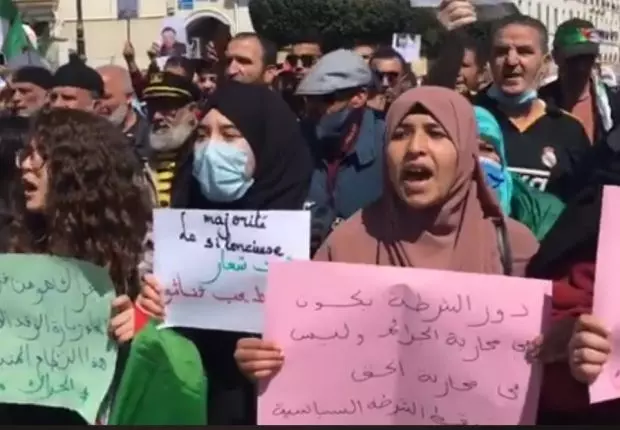 112e mardi du Hirak à Alger : Les étudiants toujours déterminés