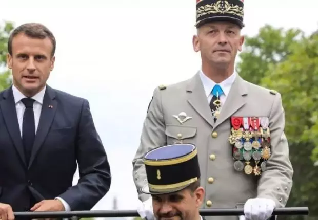 France : des sanctions contre les militaires signataires du « putsch »