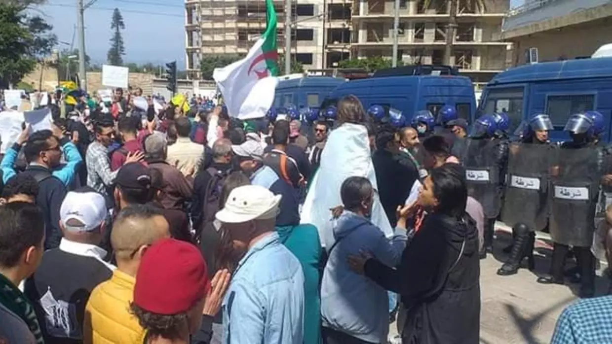 114e vendredi du Hirak : la manifestation empêchée à Oran