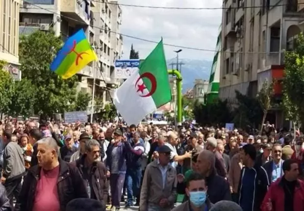 114ᵉ vendredi à Tizi Ouzou : La détermination est toujours présente