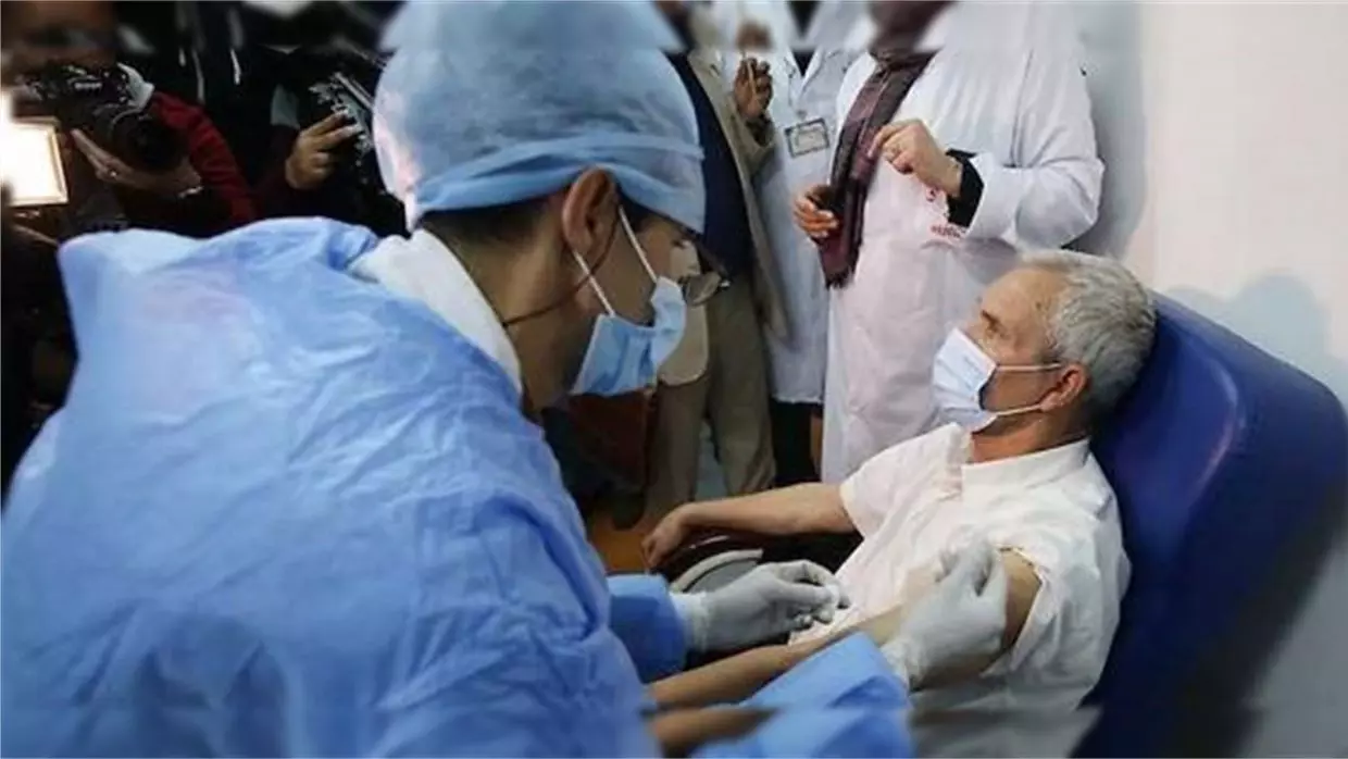 Vaccins Covid-19 Algérie: Faut-il s’inquiéter des effets secondaires?