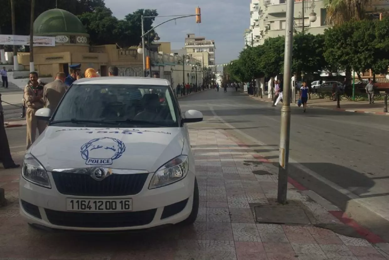 Alger : un policier retrouvé mort dans son véhicule
