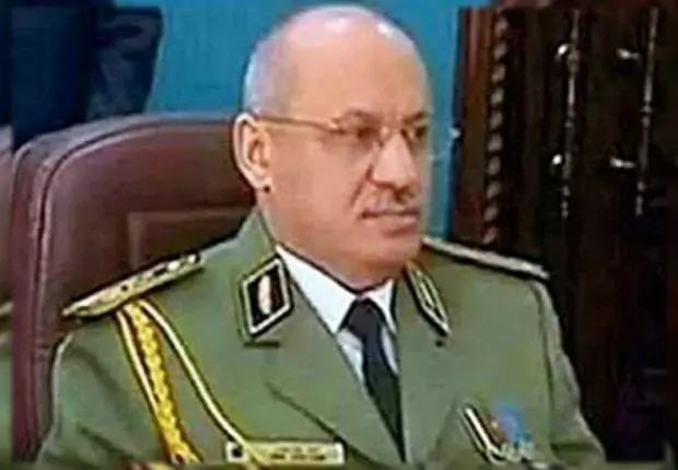 Lourdement sanctionné, Wassini Bouazza n’est plus général