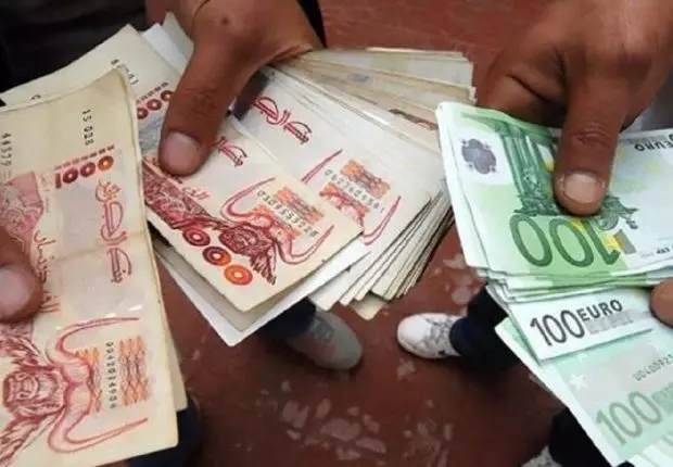 Taux de change : légère hausse de l’Euro face au Dinar