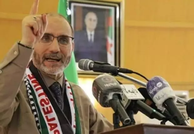 Makri ne cache pas ses ambitions : Il veut diriger le futur gouvernement