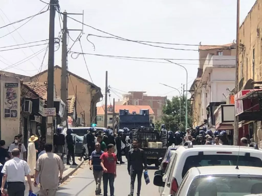118e vendredi Hirak : Une atmosphère très tendue à Bouira