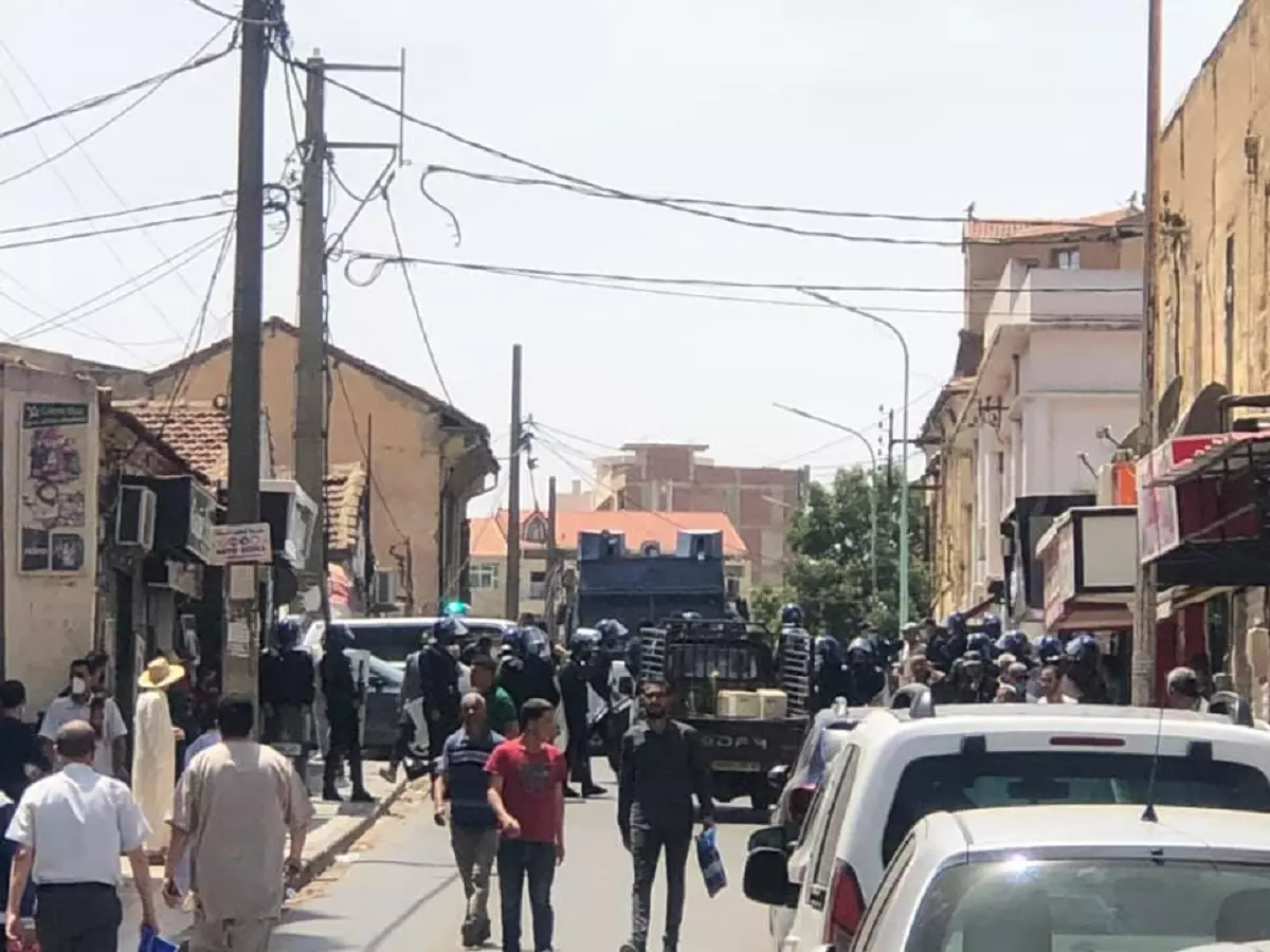 118e vendredi Hirak : Une atmosphère très tendue à Bouira