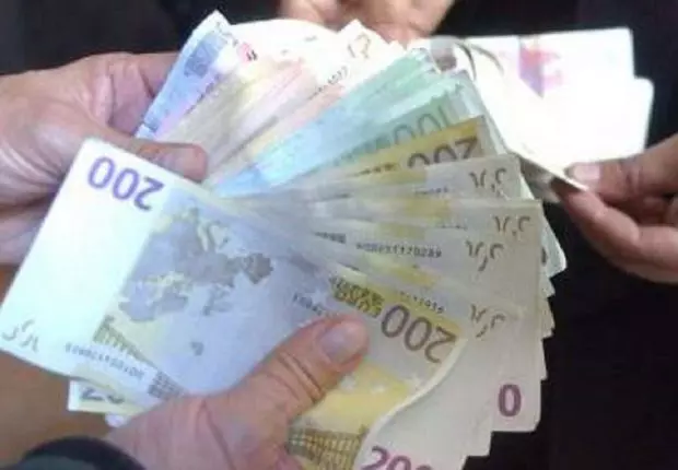 Devises Algérie : Taux de change marché noir et officiel du 14 mai