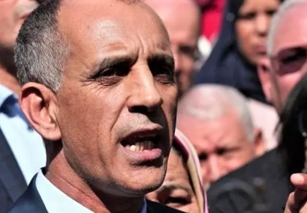 Affaires des militants du Hirak : Issad Mabrouk répond aux critiques