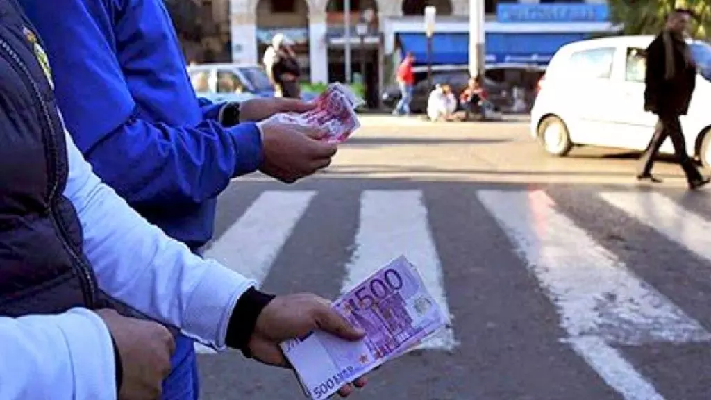 Devises Algérie : taux de change de l&rsquo;Euro face au Dinar