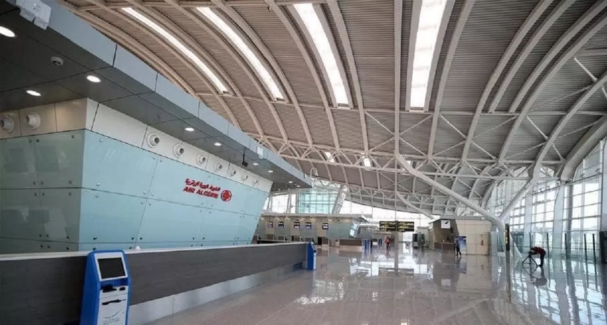 Reprise des vols : Des experts s’expriment sur le confinement obligatoire