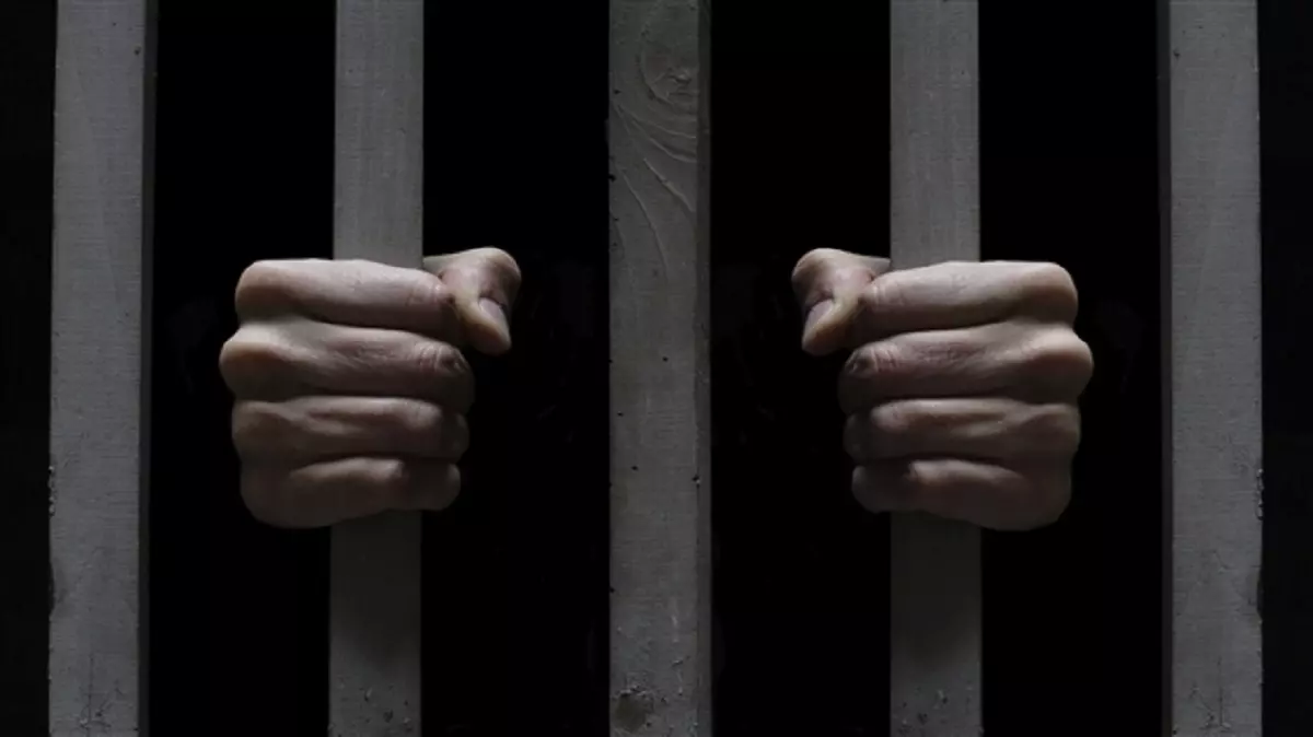 France : en détention, un sans papier algérien se suicide