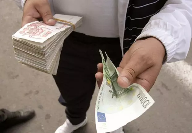 Devises Algérie : légère hausse de l’Euro face au Dinar