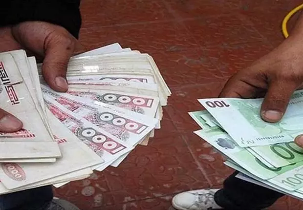Devises : le taux de change du dinar ce vendredi 17 décembre