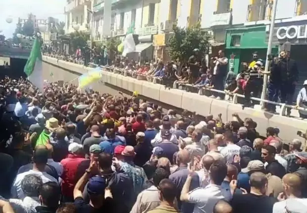 117e Vendredi : Grandiose manifestation du Hirak à Tizi Ouzou