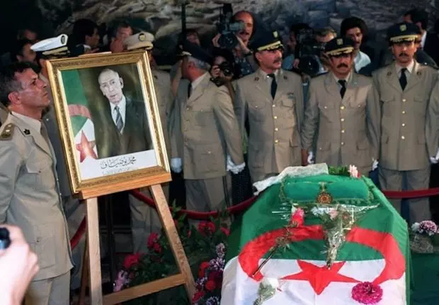 Il y a 29 ans : l&rsquo;espoir de l&rsquo;Algérie Mohamed Boudiaf assassiné