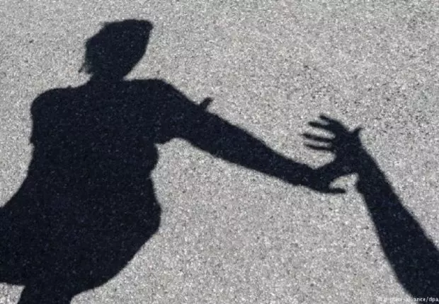 Un mariage blanc vire au drame : un Algérien accusé de viol en France