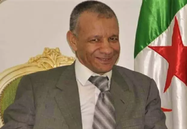 Gouvernement : El Bina rejoint le RND et annonce sa participation