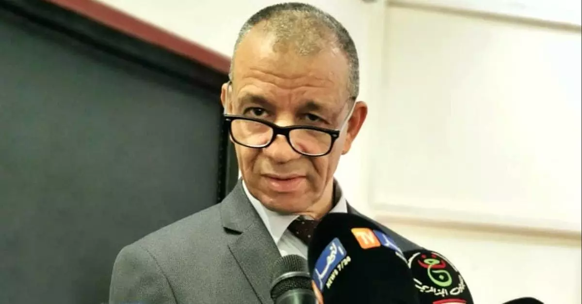 Cour d&rsquo;Alger : Des avocats déposent plainte contre Bengrina