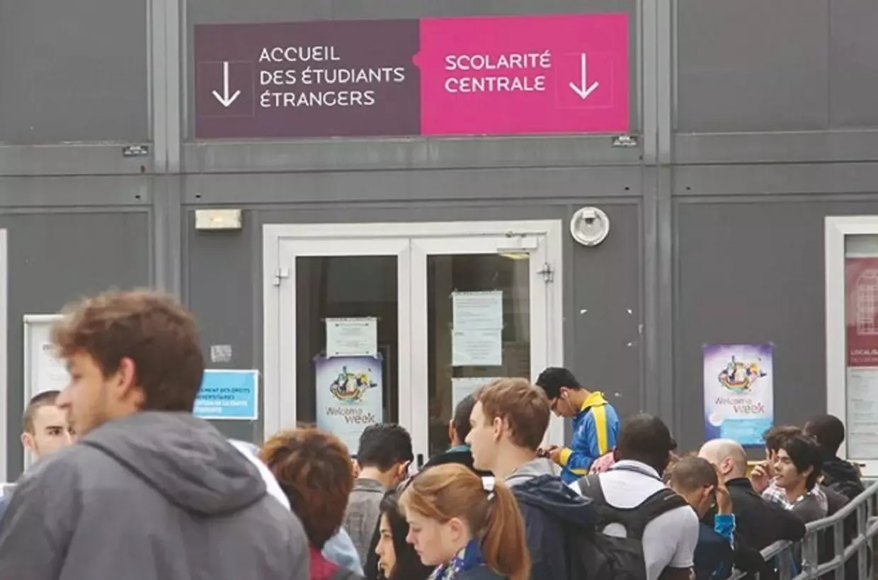 Bourses d’étude : du nouveau pour les algériens à l’étranger