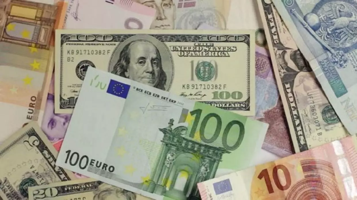 Devises Algérie : taux de change de l’Euro et du Dollar face au Dinar