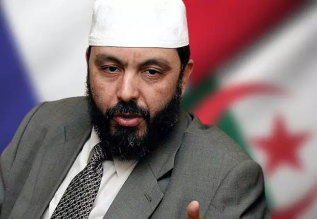 Français naturalisés algériens : les chiffres avancés par Djaballah