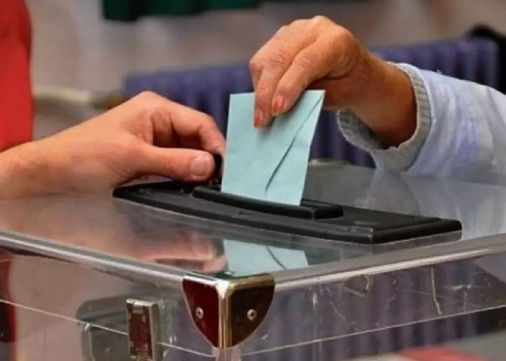 Fraude électorale : détention provisoire pour 7 personnes à M&rsquo;Sila