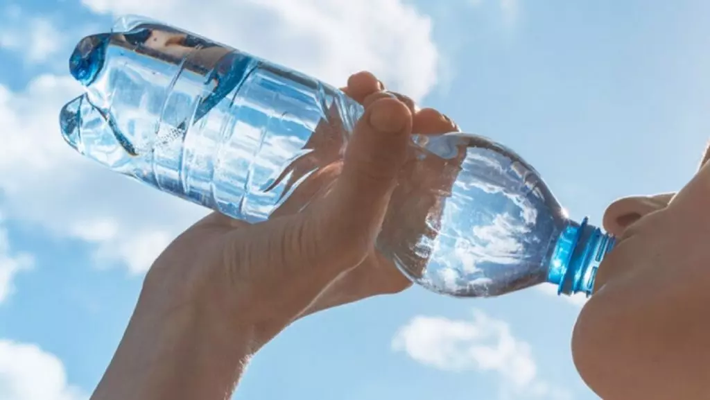 L’eau minérale : un luxe désormais nécessaire ?