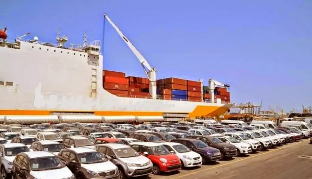 Voitures importées et bloquées dans les ports: du nouveau pour les propriétaires
