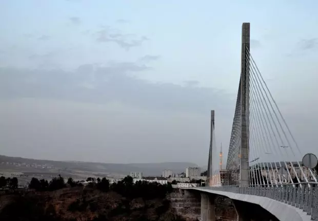 Pont Salah Bey à Constantine : chute mortelle d’un jeune homme