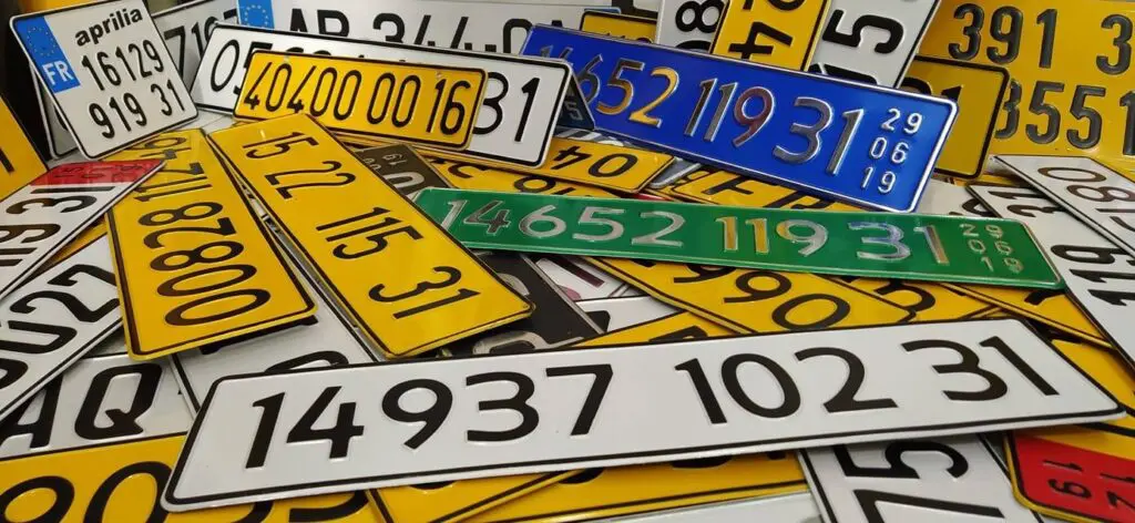 Plaques d’immatriculation pour véhicules : ce qui va changer