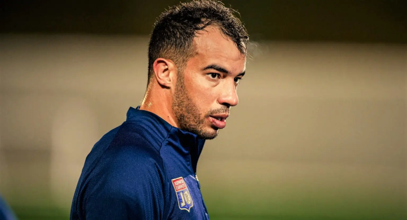 Coup dur pour Benlamri : il fait face à une sanction sévère de la FIFA