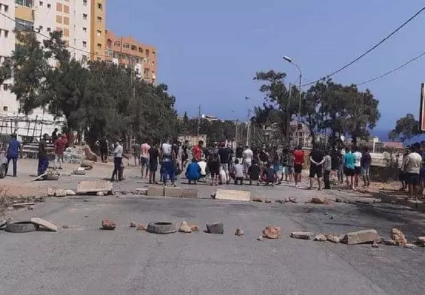 Le manque d’eau provoque la colère à Alger : Plusieurs routes coupées