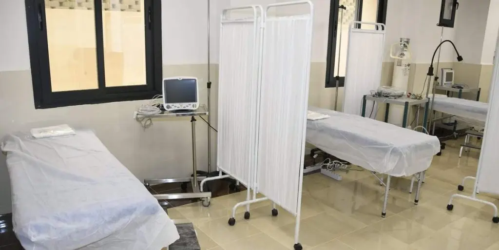 Covid-19 à Alger : un hôtel transformé en hôpital à Zéralda