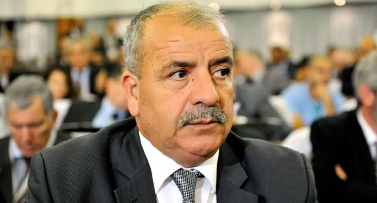 La corruption fait tomber un autre ancien ministre