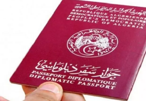 Les passeports diplomatiques sont-ils dispensés du confinement ?