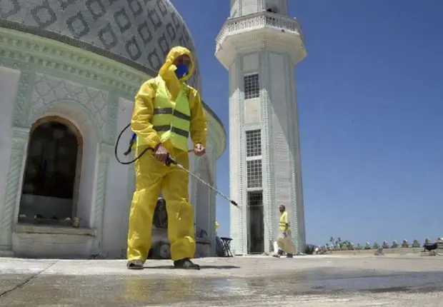 Covid-19 : certaines prières suspendues dans les mosquées